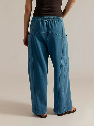 Women‘s Relaxed Utility Cargo Sweatpants