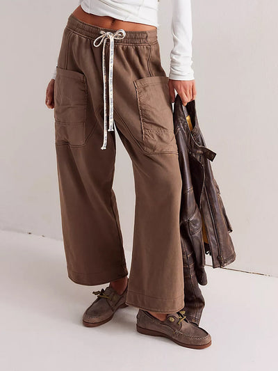 Women‘s Relaxed Utility Cargo Sweatpants