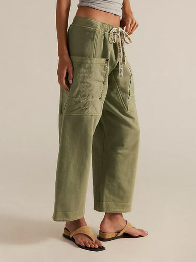 Women‘s Relaxed Utility Cargo Sweatpants