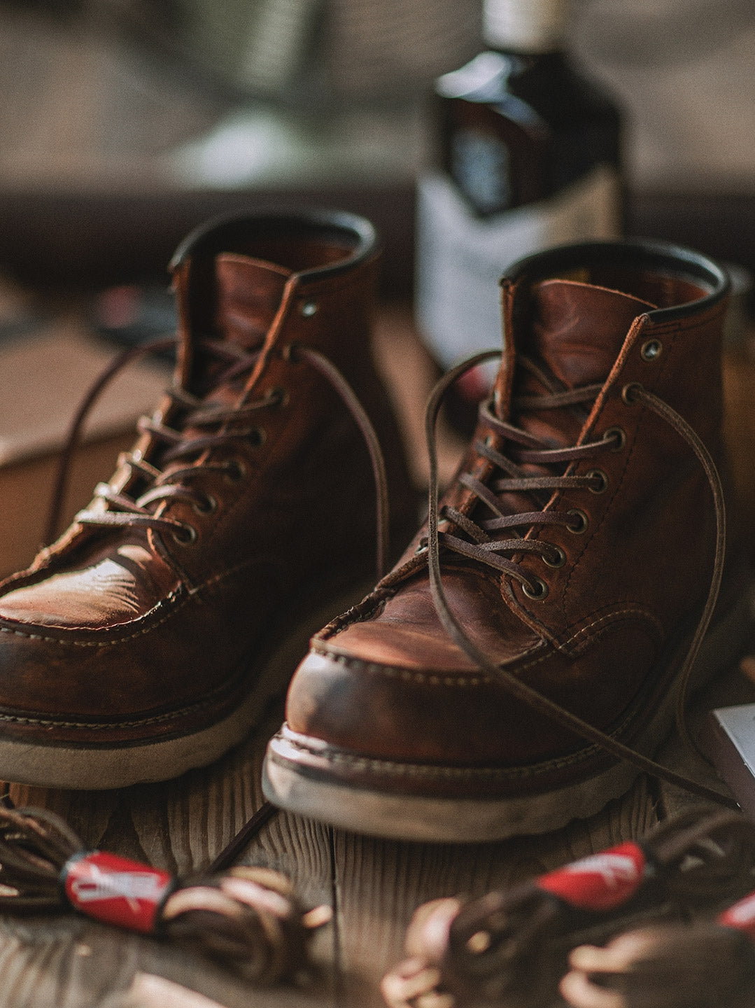 Botas de trabajo vintage con punta de mocasín de cuero de grano completo para hombres