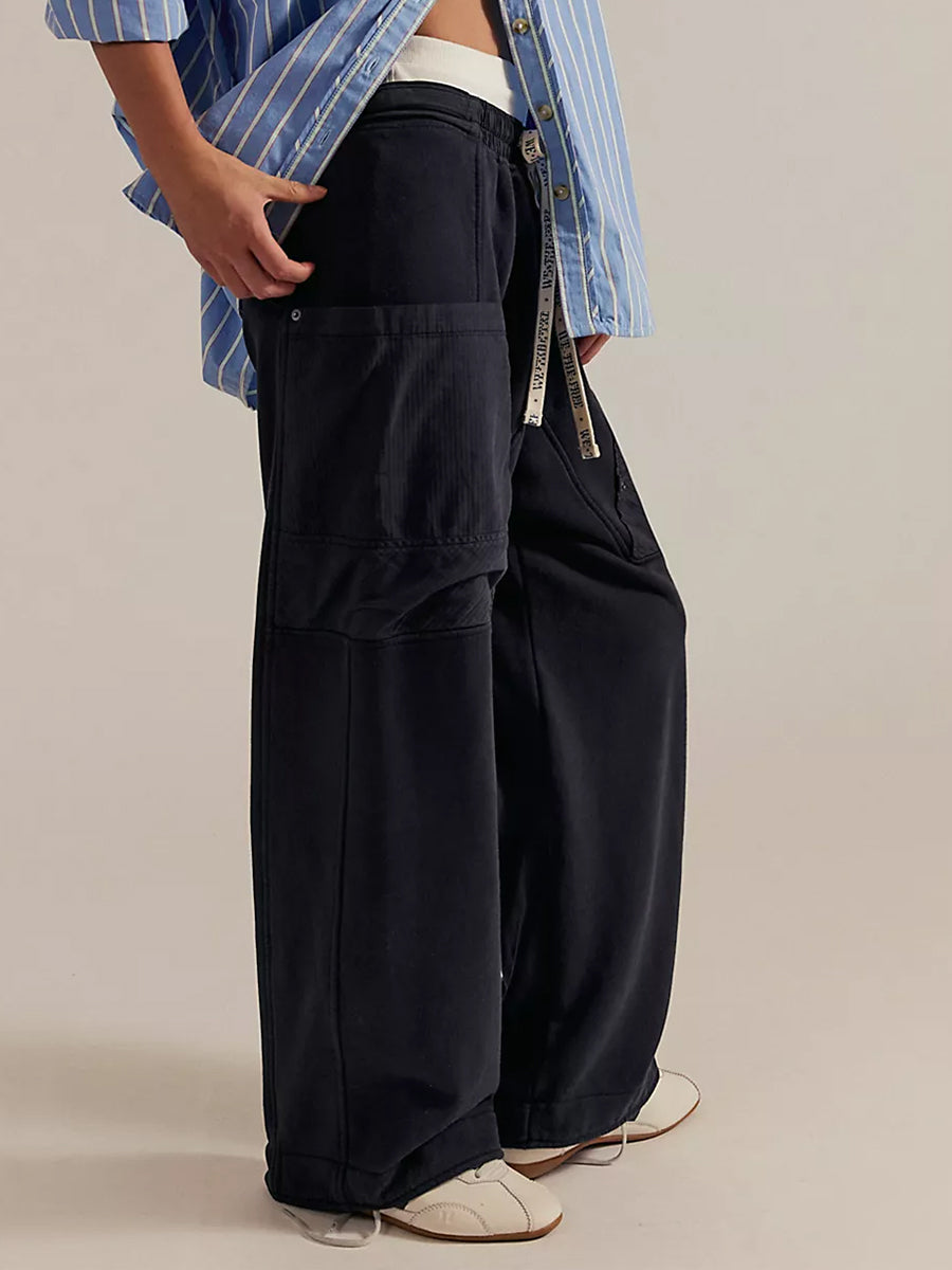 Women‘s Relaxed Utility Cargo Sweatpants