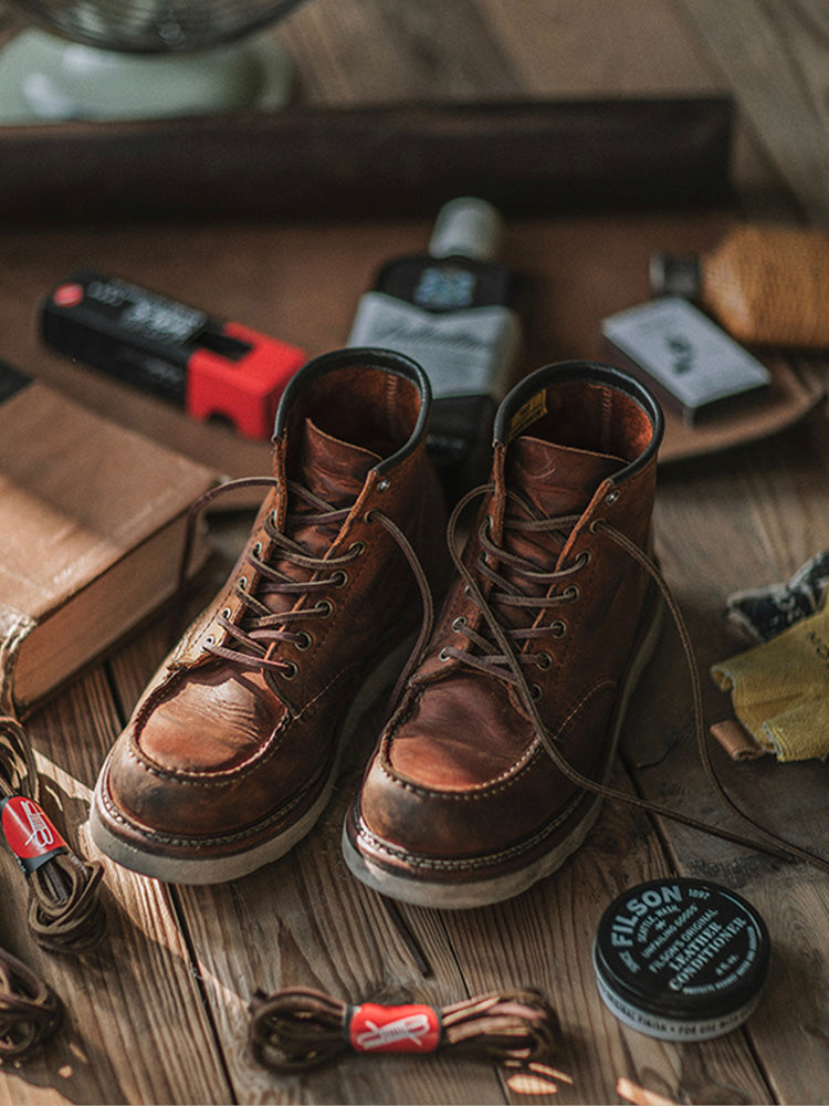 Botas de trabajo vintage con punta de mocasín de cuero de grano completo para hombres