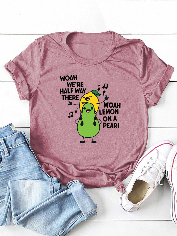 Limón en una pera canta camiseta gráfica